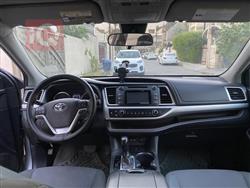 تۆیۆتا هایلاندەر